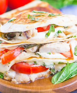 Grilled Chicken, Tomato & Mozz